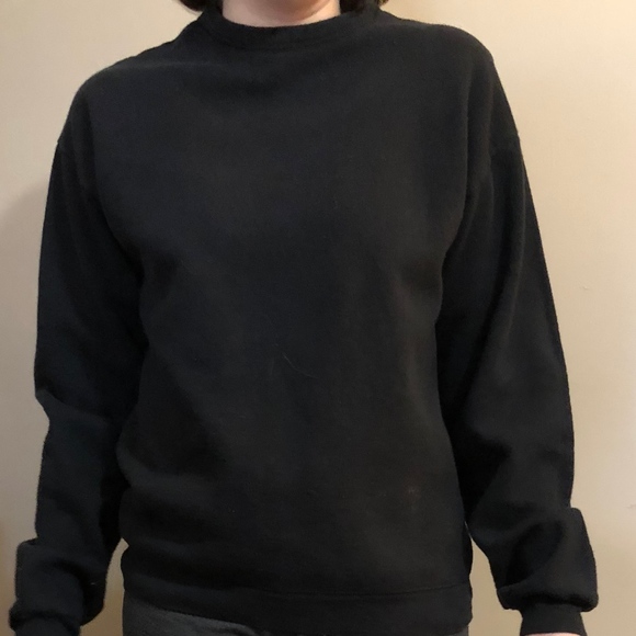 hanes black sweatshirt